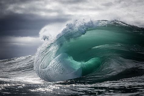 The Majestic Power Of Ocean Waves Captured by Warren ...