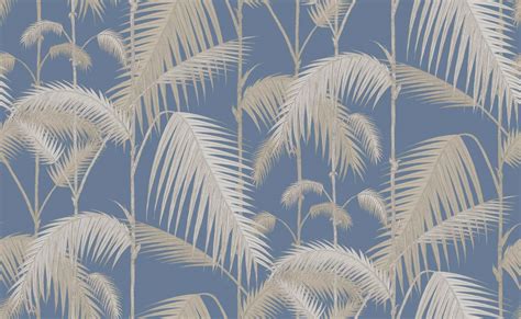 Mönstret har ett frodigt uttryck och djup. Cole and Son Palm Jungle tapetti Silver/Linen/Hyacint (95 ...