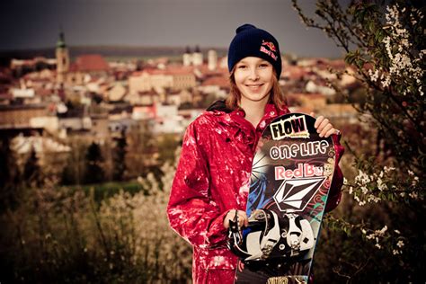 She started snowboarding in 2002 at her local mountains in moravia, czech republic. Snowboardistka Šárka Pančochová, promo fotky české ...