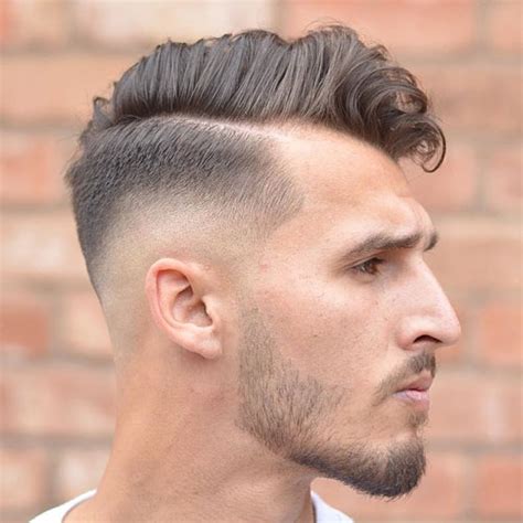 Learn more about the variations of this the low fade haircut will suit those of you who are willing to preserve the most natural look there is. Low Fade vs High Fade Haircuts (2021 Guide)