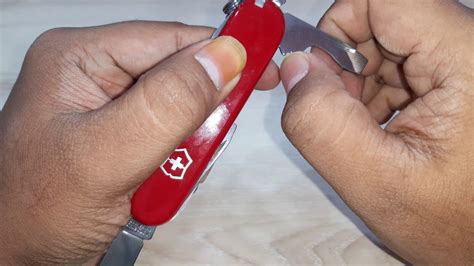 Pilih ber pisau lipat victorinox yang mungkin banyak diminati atau yang memiliki rating point banyak sehingga anda bisa mendapatkan ber pisau jika belanja ber pisau lipat victorinox di toko online sosial media, pilihlah yang menulis dengan jelas informasi alamat serta kontak yang bisa dihubungi. Pisau lipat victorinox Camper (1.3613/ 1.3613.71) - YouTube