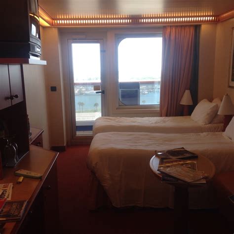 Professionally reviewed recommendations on each cabin on the carnival valor with our interactive stateroom finder. Balcony Cabin 8400 on Carnival Valor, Category 8D