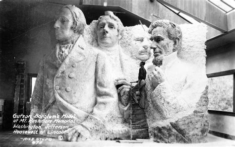 The memorial serves as home to many animals and plants representative of the black hills of south dakota. est100 一些攝影(some photos): Mount Rushmore, Mount Rushmore ...