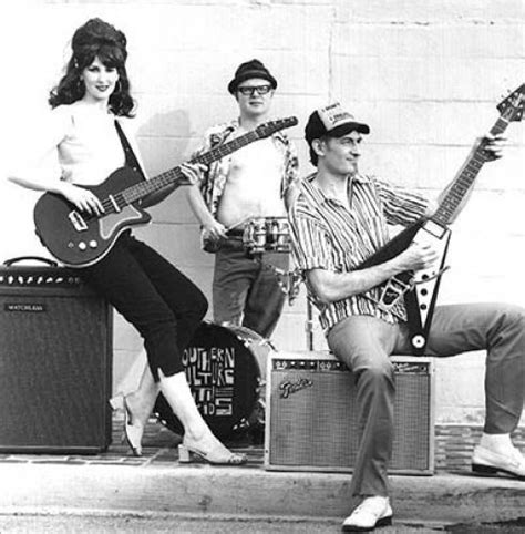 Choose and determine which version of camel walk chords and guitar tabs by southern culture on the skids you can play. southern culture on the skids | Psychobilly bands, Abbott ...