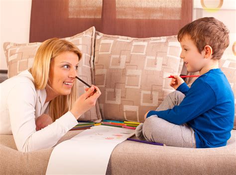 Sejak kecil anak anak perlu diajar cara untuk menghormati ibu bapa. 10 Peranan Ibu bapa Dalam Keluarga Jamin Kebahagiaan ...