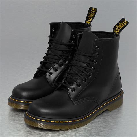 Free shipping & free returns on dr. Dr. Martens 1460 | All Time Favourites | Schuhe, dr ...