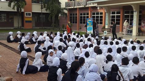 · eerie voices and whispers in classrooms & offices at night. SK (2) KUALA AMPANG: PROGRAM GURU PENYAYANG DAN MENTOR ...