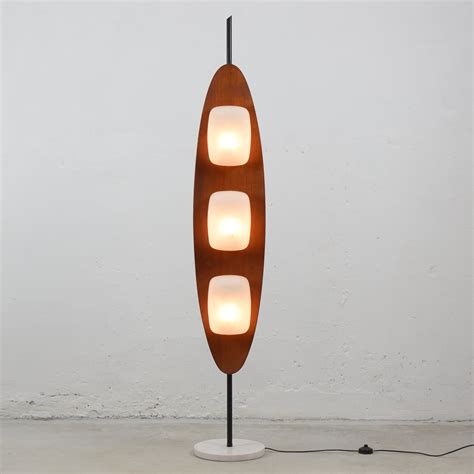 How to glass a surfboard introduction glassing is a term used for the entire process of fiberglassing and sealing the board. Surfboard Floor lamp by Goffredo Reggiani for Studio Reggiani, Italy 1960's | #89836