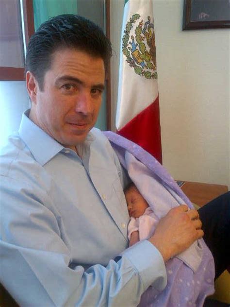 El nombre de luis cárdenas palomino volvió a surgir tras darse a conocer que, sobre el hombre de tras su salida de la extinta policía federal, luis cárdenas palomino se convirtió en director. Carpeta del Crimen: Muchas gracias...Luis Cárdenas Palomino