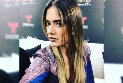 Coordinadora de selección en falabella tecnología corporativa. Desnudo de Carolina Ramírez bajo el agua | Alerta Bogotá