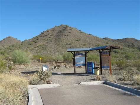 Hiker rescued off camelback mountain. Union Hills AZ - www.surgent.net