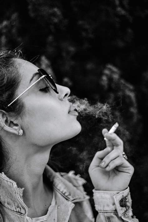 This is not a commercial to promote cigarettes or the general habit of smoking … Smoking Lovely - Love Beautiful Weed Smoke Joint Pot Lovely Smoking Cigarette Smoke Weed Inhale ...