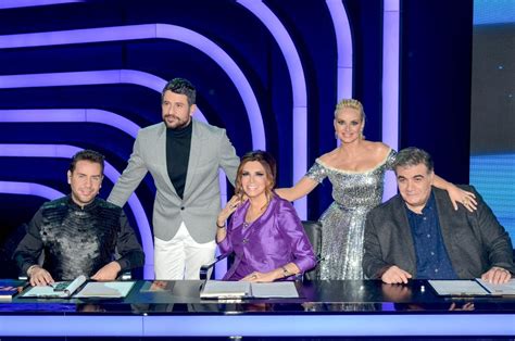 Your face sounds familiar season 3 celebrity performers. Your Face Sounds Familiar (3/3) spoiler: Ποιος κερδίζει ...