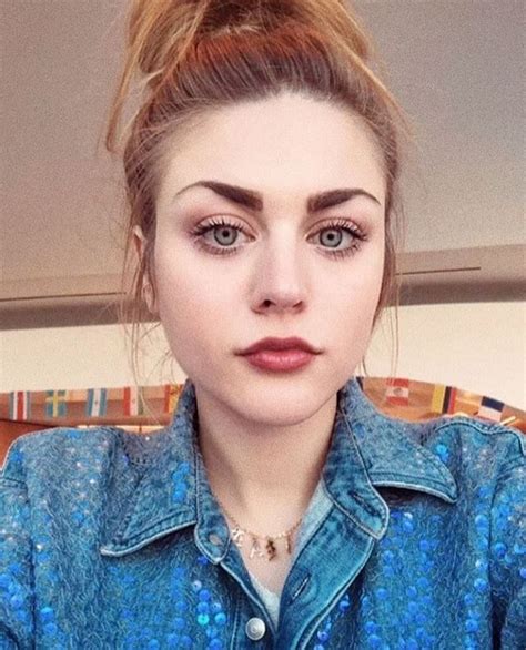 Find videos, pics and articles on frances bean cobain here. Pin em Frances Bean Cobain