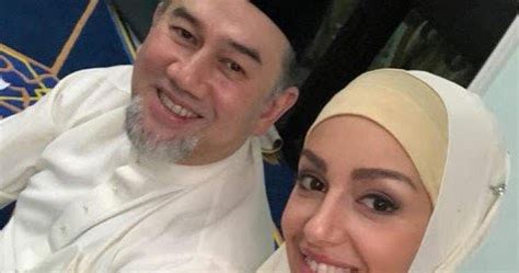 Sepanjang tempoh berkhidmat sebagai ydp agong, sultan muhammad berusaha memenuhi tanggungjawab 3 nov 2017: Wow Cantik ! Ini Kot Isteri Sultan Muhammad V (Agong)