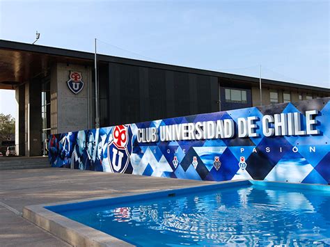 Universidad de chile is one of the most successful and popular football clubs in chile, having won the league title 18 times. Inicio — Club Universidad de Chile