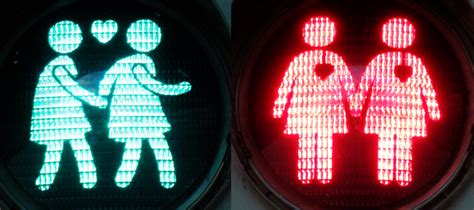 Sie wollten vom nollendorfplatz im stadtteil schöneberg über den potsdamer. Homo-Ampeln sollen zurück kommen: Demo in Linz für Freitag ...