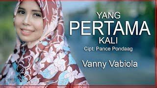 Download dan streaming lagu mp3 terbaru gratis. Vanny Vabiola Yang Pertama Kali Pance F Pondaag Cover Lagu ...