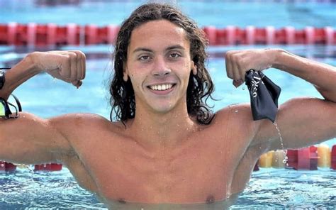 David popovici (born 15 september 2004) is a romanian competitive swimmer who specialises in the freestyle. Fenomenul David Popovici, de neoprit! Înotătorul român ...