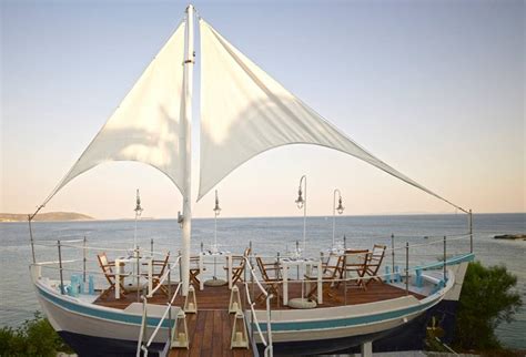 Enjoy magnificent scenery & experience stress free holidays in samos, greece. Proteas Blu Resort #Samos