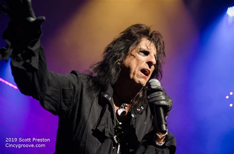 Cooper's most recent release, the live album a paranormal evening at the olympia paris, was released by earmusic in 2020. Alice Cooper Announces Summer 2020 Tour Dates - 6/10 at ...