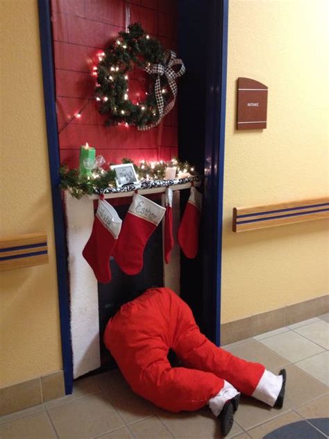 Get decorating with wreaths, sculptures, christmas lights and lawn decorations. THE BEST DOOR DECORATION IDEAS FOR CHRISTMAS — EMANON KELLEY
