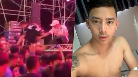 1,231,463 likes · 193,413 talking about this. ช็อกทั้งคอนเสิร์ต! เบิ้ล ปทุมราช ระทึก โดนแฟนเพลงดึงตกจาก ...