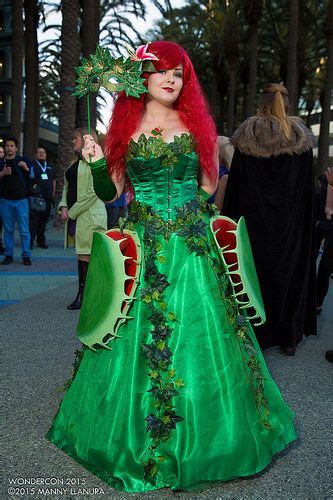 Our guide offers 8 tips & more on growing and feeding, happy, healthy venus flytraps. Wondercon 2015 Cosplay Poison Ivy Venus Flytrap | Ivy ...