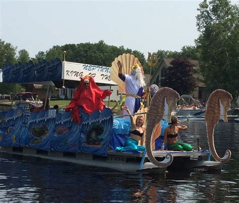 See more ideas about fourth of july, 4th of july, boat parade. 23 best 4th Of July Boat Parade Ideas images on Pinterest ...