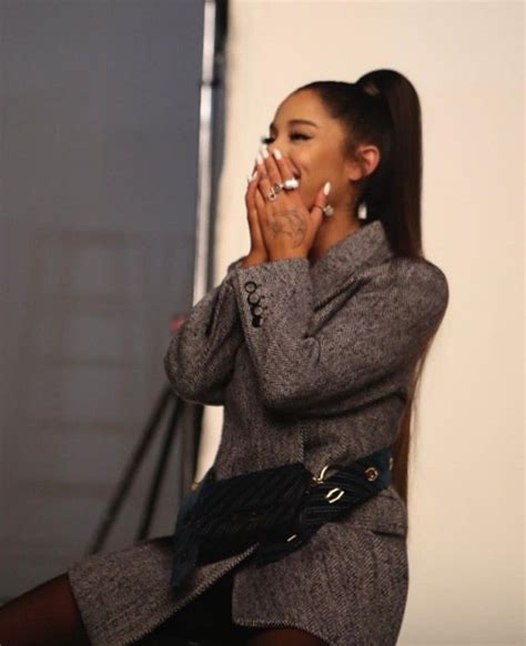 So when it came to her wedding hair and makeup, we were beyond curious to see which route she chose. Pin on ☁️ Ariana Grande