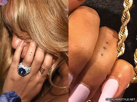 Basically, beyoncé added some lines to her wedding tattoo, and the world is freaking out that it which is why, when beyoncé decided to add some lines to the tattoo, combining the iv into a new. Beyoncé's 4 Tattoos & Meanings | Steal Her Style