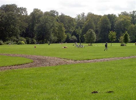 Da stehen sie nun im englischen garten und schauen in die röhre. Englischer Garten Fkk / Joggen Im Englischer Garten Am ...