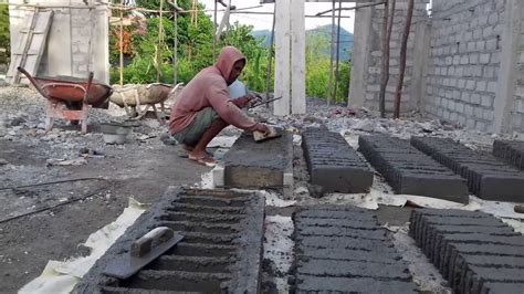 Dalam sehari bisa mencapai 1000 pcs batako, wowww luar. CETAKAN BATAKO DARI KAYU SEKALI CETAK 10 BUAH dengan Mudah ...