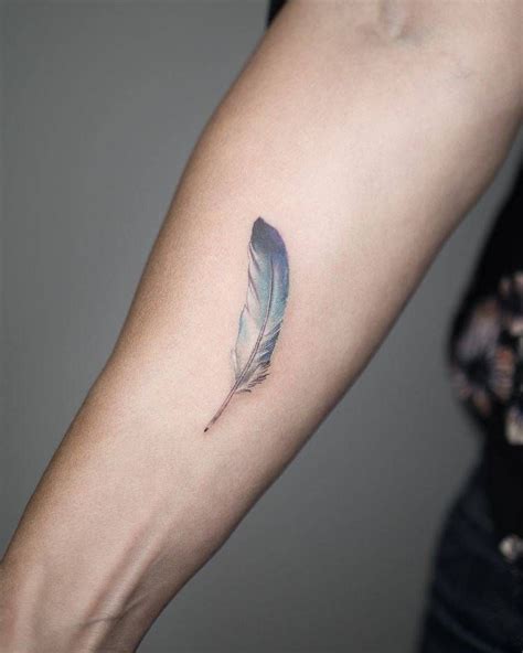 Basically feather tattoo has meanings like the ability to take flight either spiritually, creatively or emotionally. Tiny Tattoo Ideas For People Who Are Afraid To Commit ...