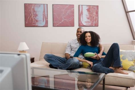 5 best indoor activities for homebody couples