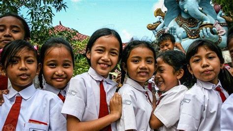 Gambar animasi anak sd download now gambar kartun anak sekolah dasar. Kumpulan Ucapan Hari Anak Nasional Indonesia 2020, Kutipan ...