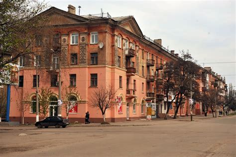 Расстояние от первомайской до ближайших крупных городов и аэропортов. Фото Первомайская в городе Горловка