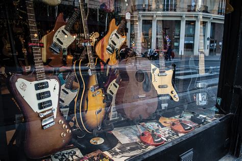 It is often the same store that extends over several floors but it also happens that they are different stores. Guitar Safari: Parisian Walkways - The Guitar Magazine ...