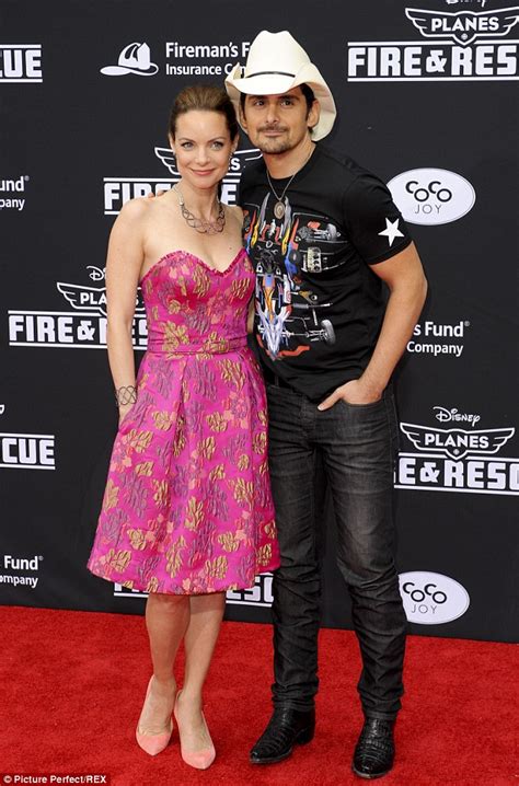 Everybody wants your pretty wife complete. Brad Paisley and wife Kimberly Williams renew vows in ...