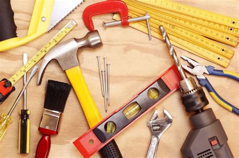 Tips For Safely Handling Tools At Work | Advanced Consulting and Training
