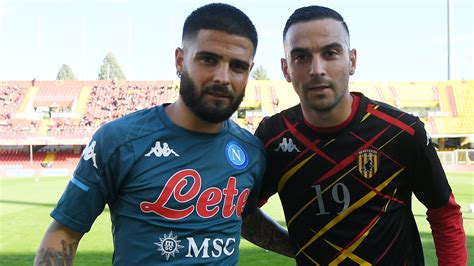 The game to be held in the arena stadio diego armando maradona, will be refereed by rosario. Insigne brothers score against each other as Napoli beat Benevento in Serie A | Sporting News Canada