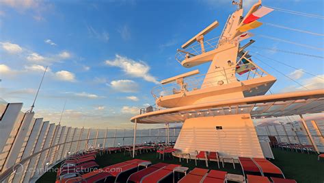 Aidanova is a cruise ship built by meyer werft gmbh in papenburg, germany under contract from carnival corporation for aida cruises. Schiffsportrait AIDAnova: Bilder und Eindrücke vom neuen ...
