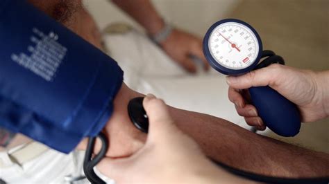 Ab wann hat man bluthochdruck? 55 Best Pictures Hoher Blutdruck Ab Wann Gefährlich ...