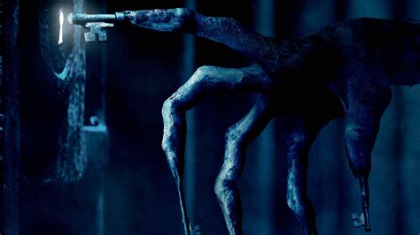 This is the moment of the brotherhoods, of the magicians, warriors, blacksmiths, tailors, animal tamers, merchants, traitors and murderers. Insidious: L'ultima chiave - Film (2018) - MYmovies.it