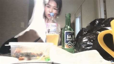 5 gif 가슴노출보다 얼굴노출해서 놀란누나 06.20. 아프리카 방송사고 노출 BOX (중복주의)