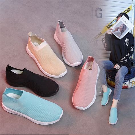 Pemilihan kasut sangat penting kerana ia merupakan pelindung kaki dan memberi keselesaan untuk melakukan sesuatu aktiviti. Kasut Wanita Fashion Flats Shoes Saiz Besar 35-43 | Shopee ...