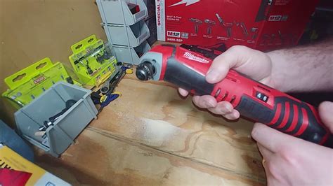 review циркулярная пила milwaukee m18 fuel с задней рукояткой, 7 дюймов. Milwaukee 2426-20 Cordless M12 12v Multi-tool REVIEW! Is ...