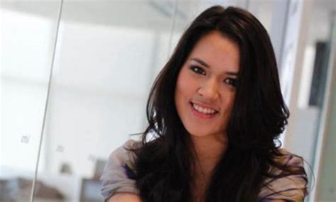 Jun 11, 2021 · potret raja anak pasha ungu dan adelia yang gondrong, si gemoy ganteng kesayangan dari pernikahannya dengan adelia wilhelmina , pasha ungu dikarunia tiga putra dan seorang putri. 10 ARTIS INDONESIA TERCANTIK DAN TERPOPULER 2018
