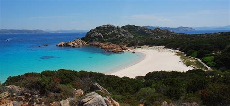 Spiaggia rosa (la maddalena) na facebooku. File:Spiaggia rosa, isola di budelli, sardegna.jpg - Wikipedia