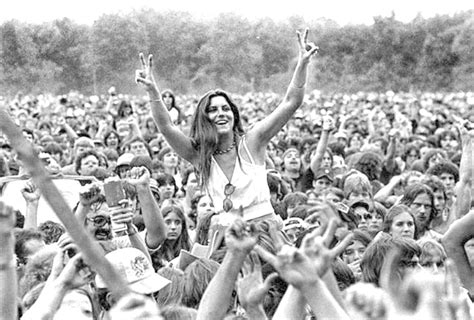 An event that reshaped music und society. Artist of the Month: Woodstock 1969 - KWMC 1490 Del Rio, Texas